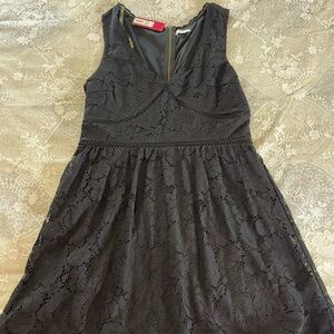 Elegant Black Lace Dress
